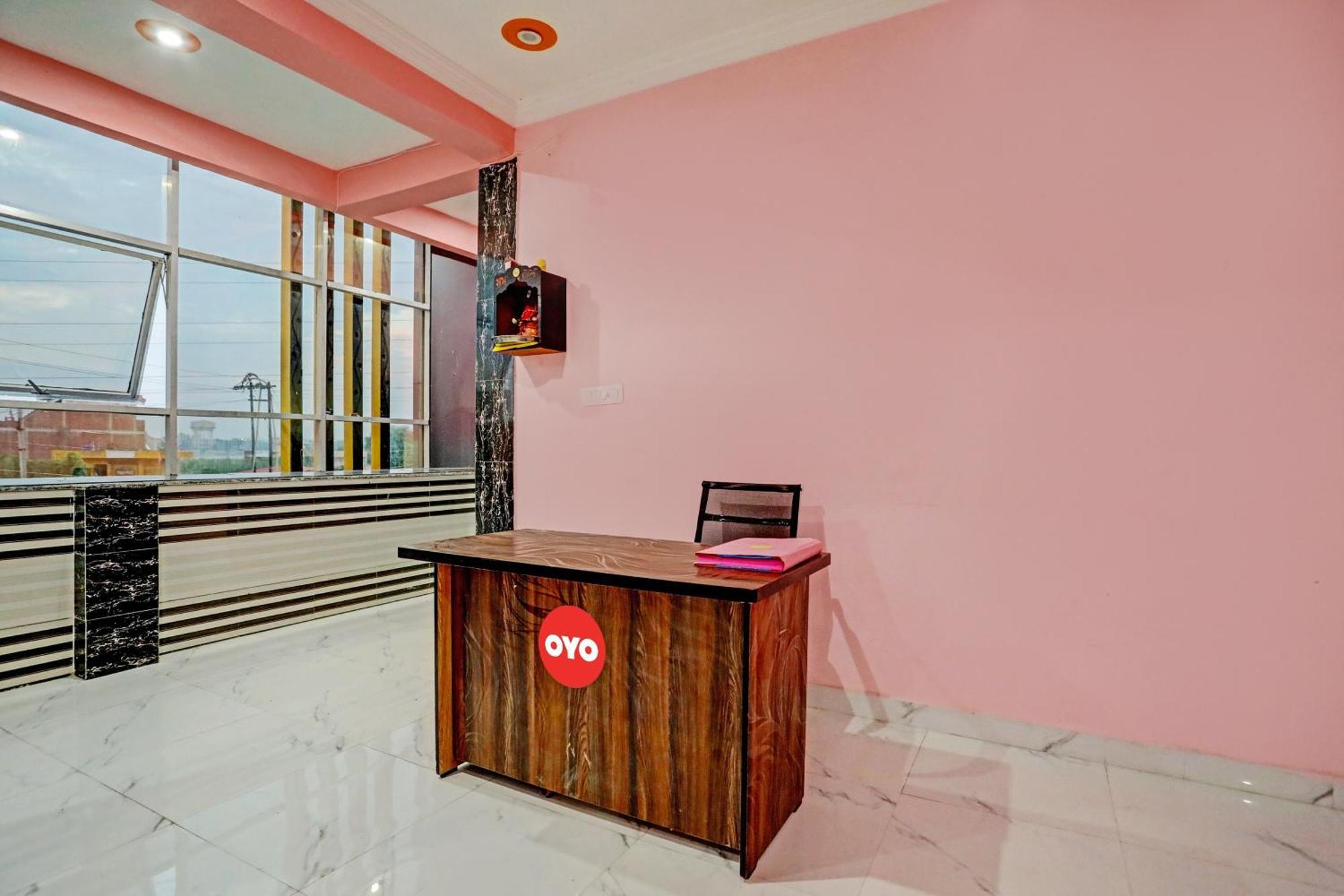 Oyo Flagship Hotel Star Inn Kanpur Exterior foto